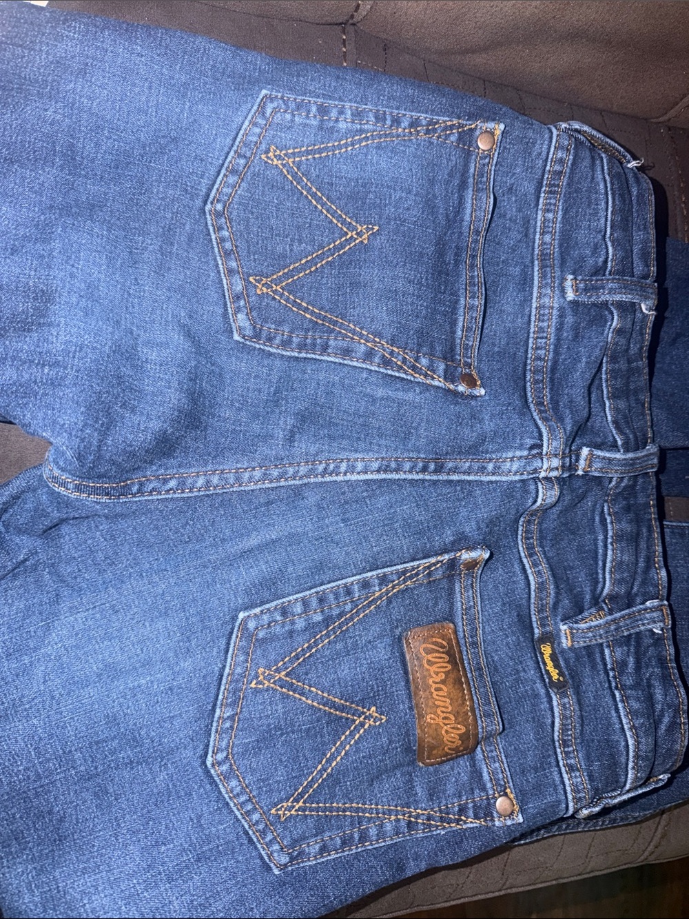 Wrangler Men's Dark Blue Relaxed Fit Jeans with Contrast Stitching